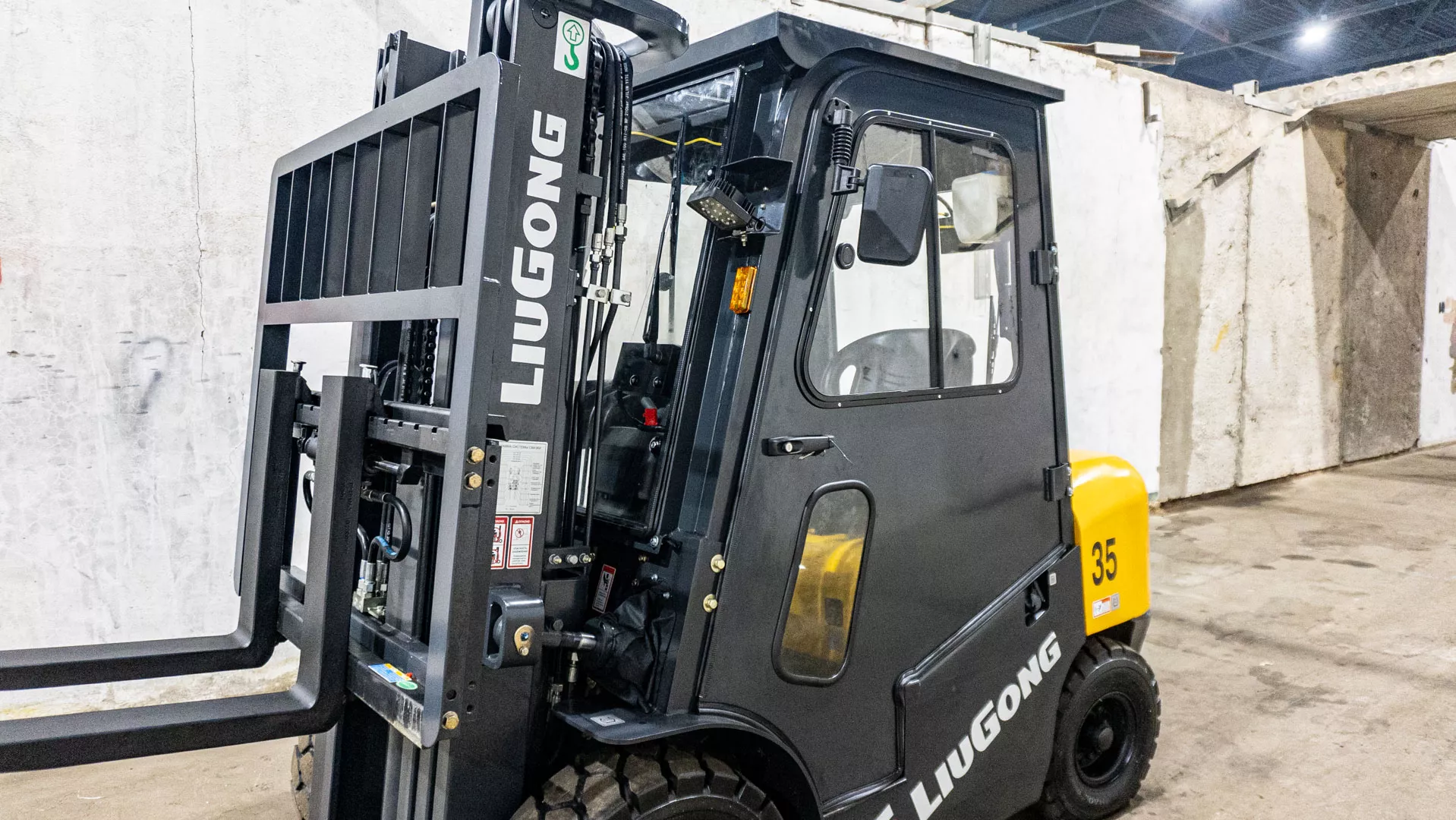 Кабины ACTIO для вилочных погрузчиков