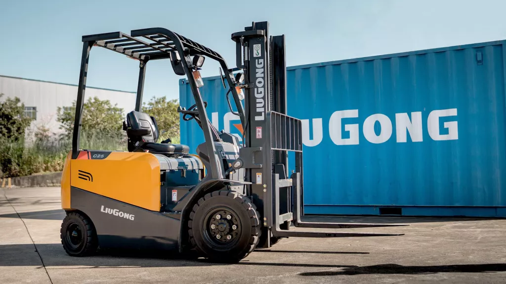 Электрические вилочные погрузчики LiuGong 